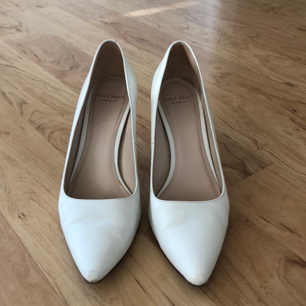 Cole haan white pointy toe pumps